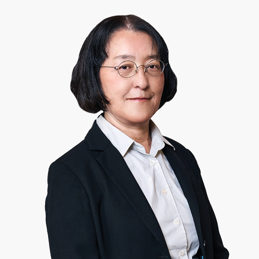 Associate Kiyomi Kurooka